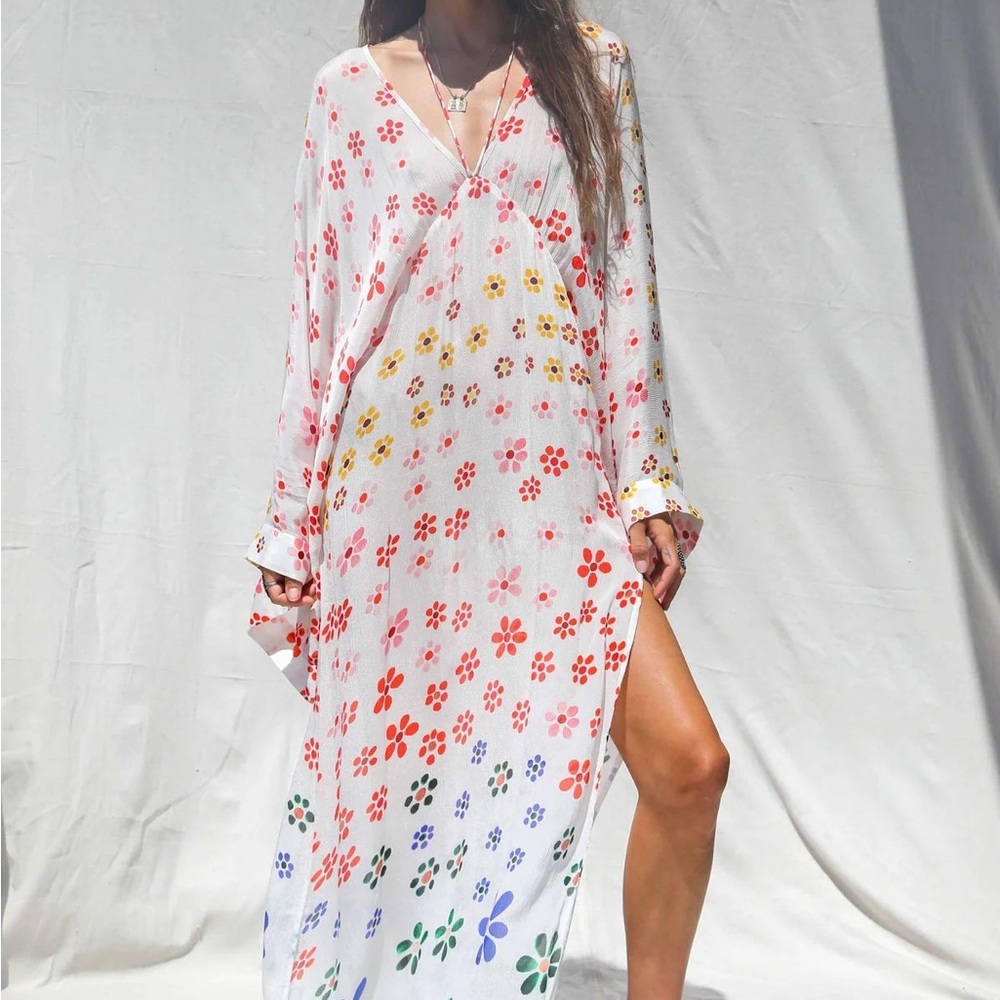Jen's Pirate NWT. Booty Multicolor Floral Maxi Dress. Viscose Chiffon. Medium. - Picture 4 of 10